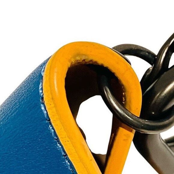 Coach Triangle Leather Coin Case - Picture 8 of 9